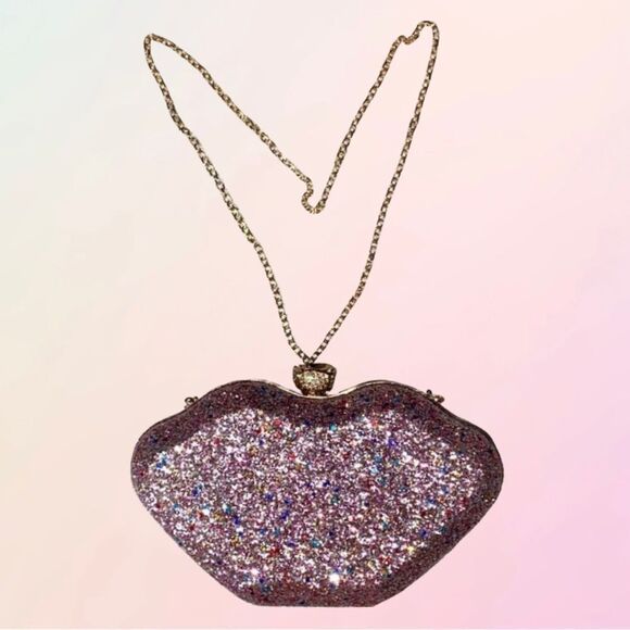 D’ Margeaux NY, Sequin Embellished Lip Silhouette Clutch - Picture 3 of 12